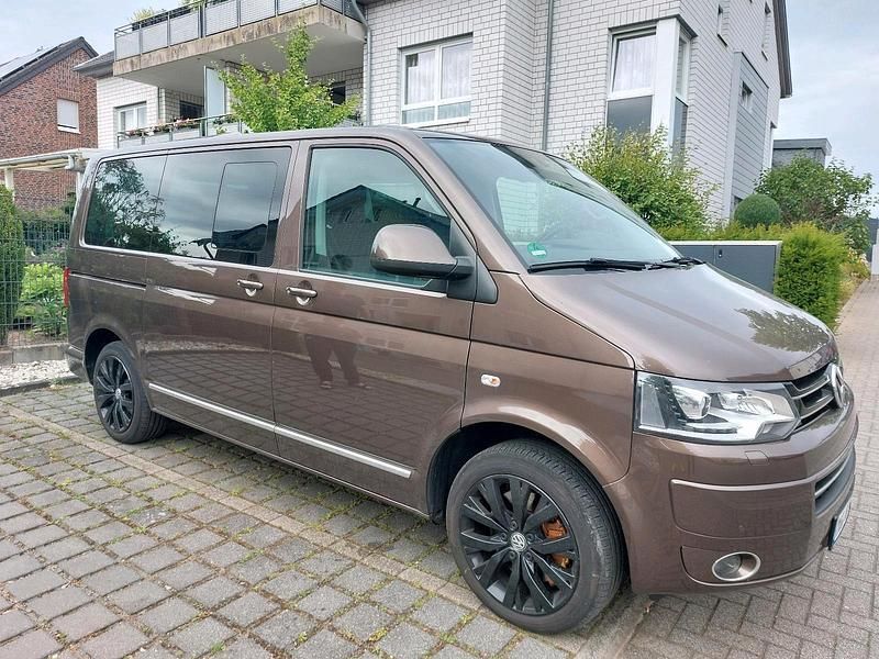 Braun Gebraucht 2015 VW T5 Van | 27.999 € - Bild 1/4