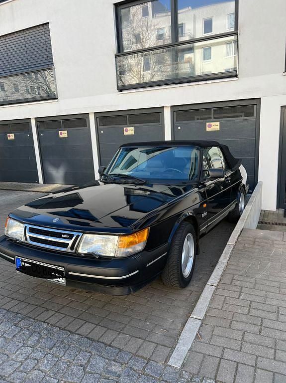 Schwarz Gebraucht 1989 Saab 900 Cabriolet Cabrio | 9.900 € - Bild 1/4