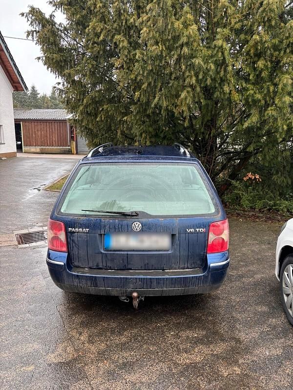 Gebraucht VW Passat 163 PS (119 kW) 2005 Blau Kombi