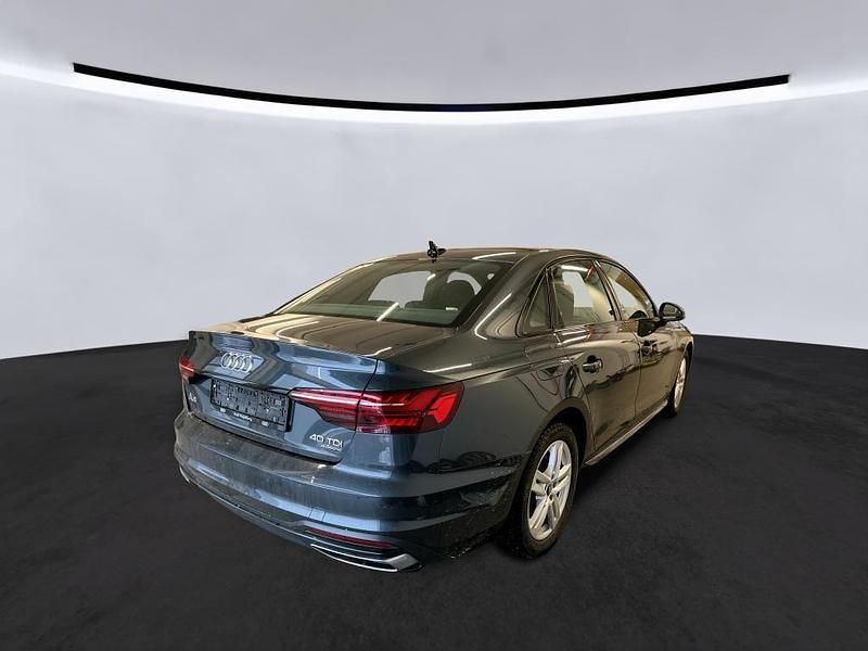 Gebraucht Audi A4 Ambiente 204 PS (150 kW) 2022 Grau Limousine