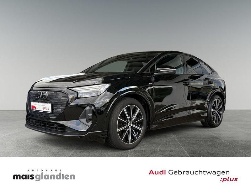 Mythosschwarz (metallic) Gebraucht 2022 Audi e-tron S-Line SUV | 32.880 € (Superpreis) - Bild 1/4