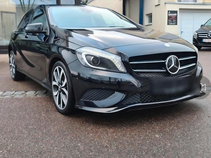 Gebraucht Mercedes A220 170 PS (125 kW) 2013 Schwarz Kleinwagen