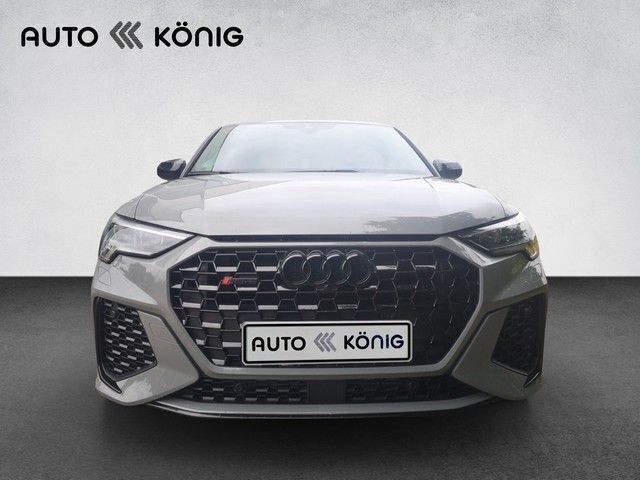Grau Gebraucht 2021 Audi RS Q3 Sportback Ambiente SUV | 46.990 € (Guter Preis) - Bild 1/4