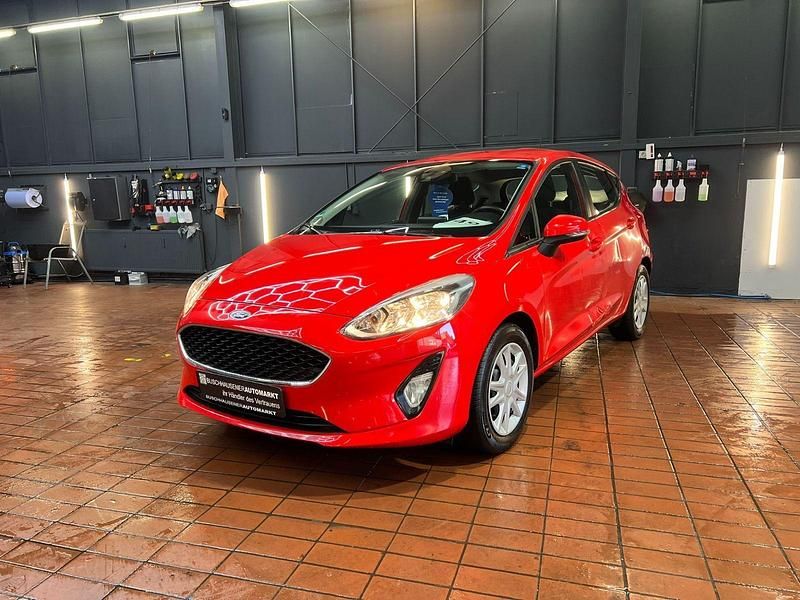 Gebraucht Ford Fiesta Cool & Connect 101 PS (74 kW) 2017 Rot Kleinwagen