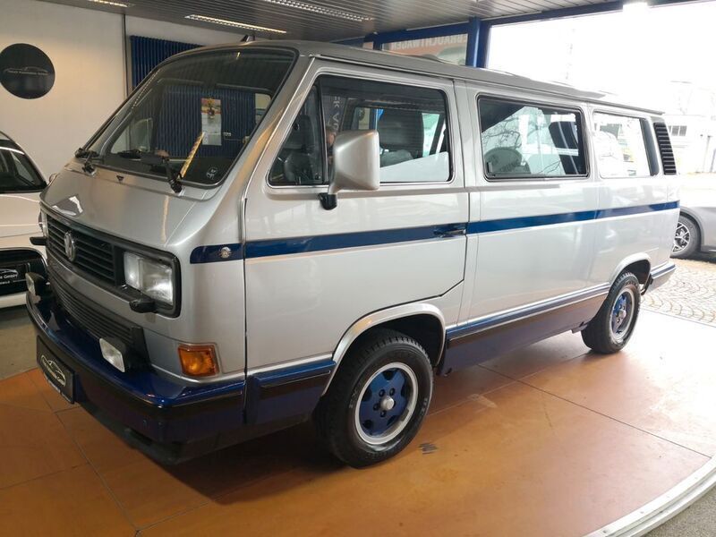 Silver metallic Gebraucht 1988 VW T3 Van | 39.950 € - Bild 1/4
