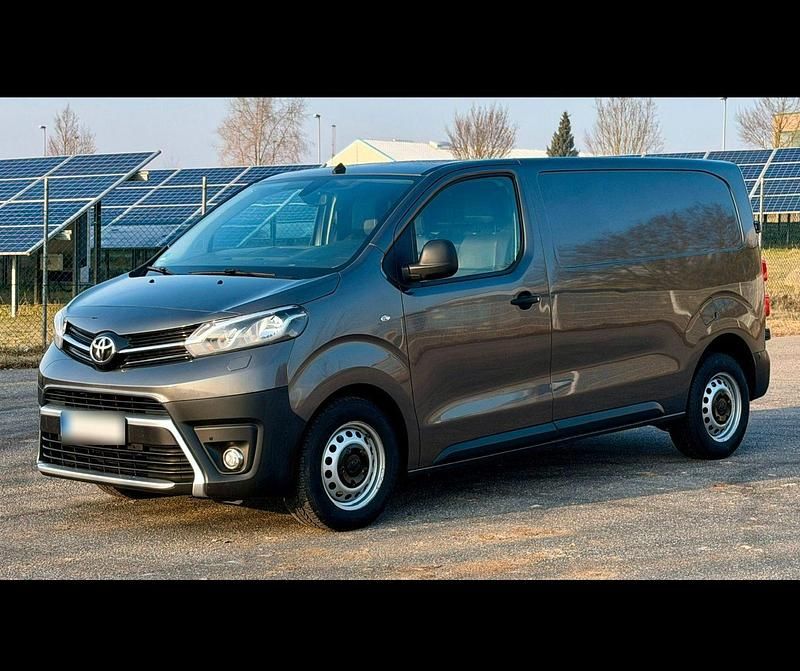 Gebraucht Toyota Proace 144 PS (105 kW) 2022 Grau Van / Kleinbus