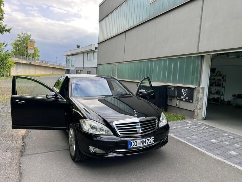 Schwarz Gebraucht 2007 Mercedes S600 Limousine | 9.200 € - Bild 1/4