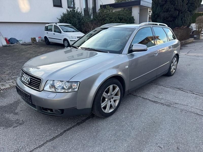 Gebraucht Audi A4 220 PS (161 kW) 2003 Grau Kombi