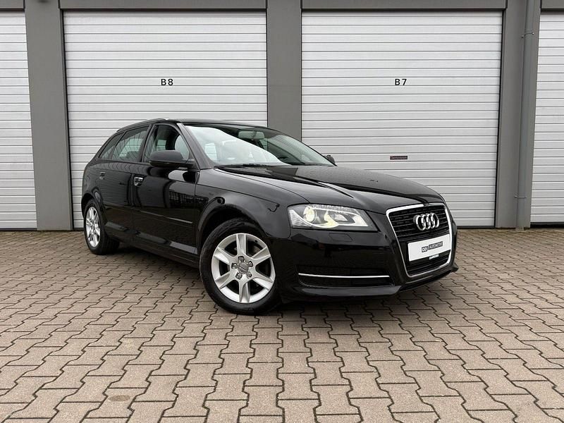 Gebraucht Audi A3 Ambiente 125 PS (91 kW) 2012 Schwarz Kleinwagen