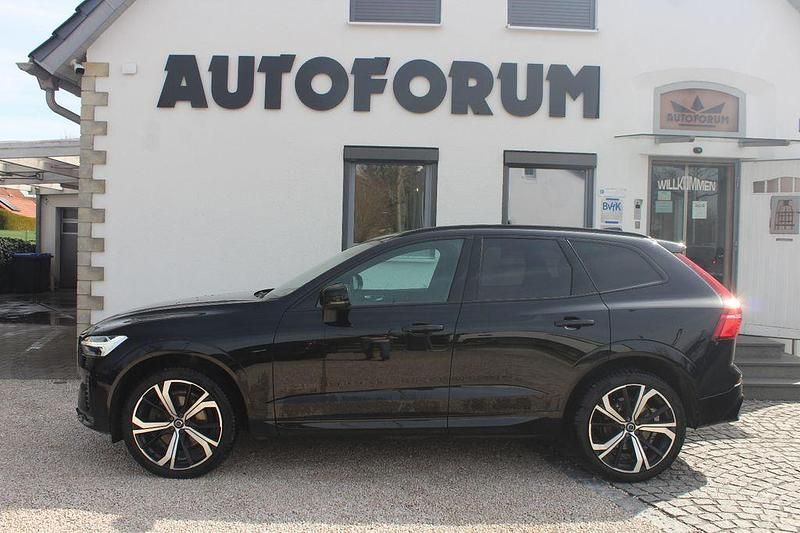 Gebraucht Volvo XC60 Plus 197 PS (144 kW) 2024 Schwarz SUV