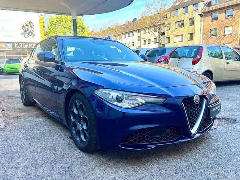 Gebraucht Alfa Romeo Giulia 136 PS (100 kW) 2017 Blau Limousine
