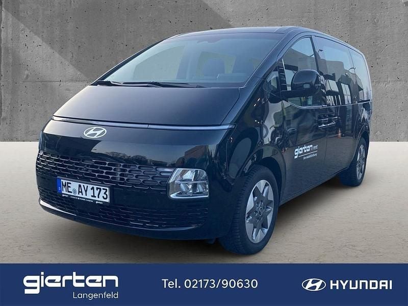 Gebraucht Hyundai Staria Trend 224 PS (164 kW) 2024 Schwarz Van / Kleinbus