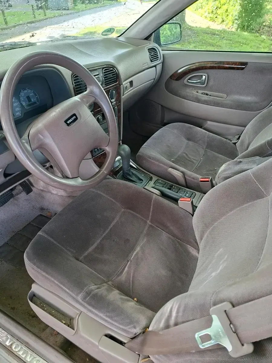 Gebraucht Volvo S40 116 PS (85 kW) 1997 Grau Limousine