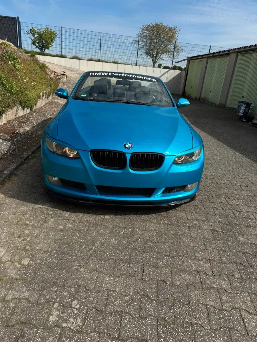 Gebraucht BMW 320 Cabriolet 170 PS (125 kW) 2007 Blau Cabrio