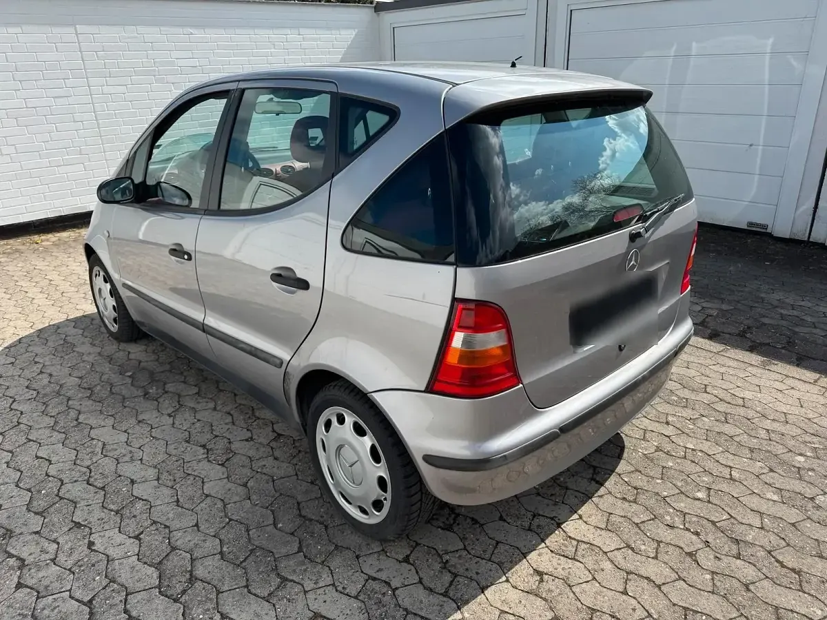 Gebraucht Mercedes A160 101 PS (74 kW) 2000 Silber Kleinwagen