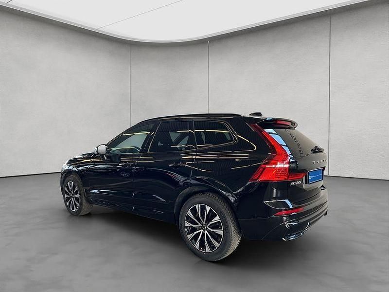 Gebraucht Volvo XC60 Plus 250 PS (183 kW) 2024 Schwarz SUV