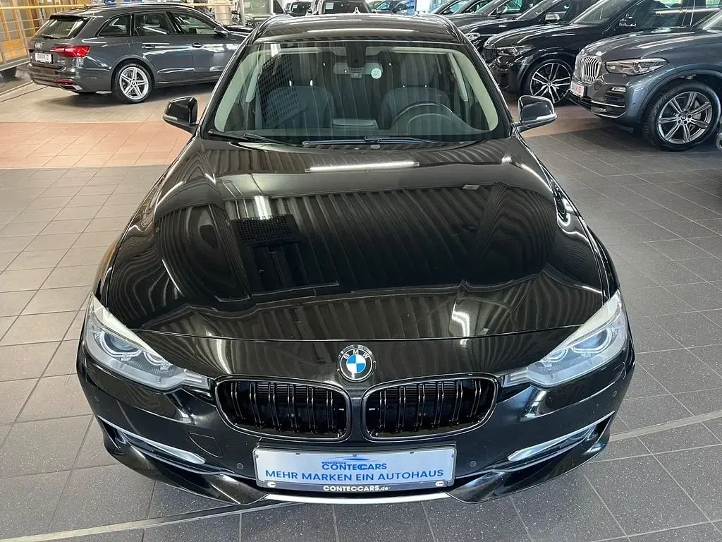 Gebraucht BMW 320 Comfort Edition 184 PS (135 kW) 2013 Schwarz Kombi