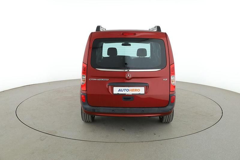 Gebraucht Mercedes Citan 112 Edition 114 PS (83 kW) 2017 Rot Kombi