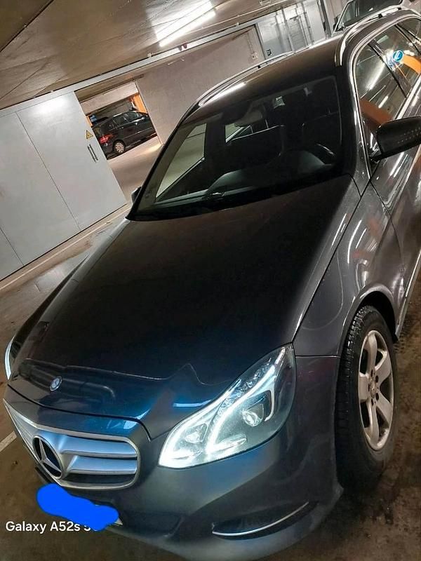 Gebraucht Mercedes E250 Avantgarde 204 PS (150 kW) 2014 Kombi