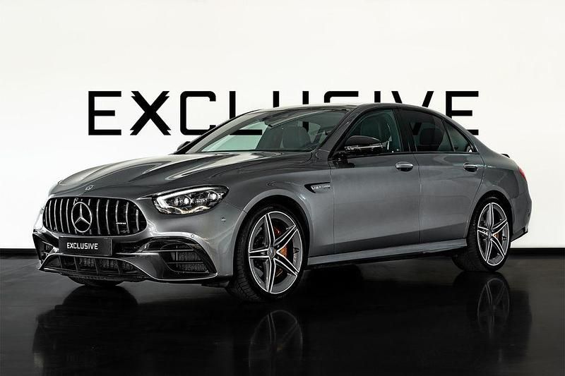 Grau Gebraucht 2022 Mercedes E63S AMG AMG Limousine | 95.000 € (Fairer Preis) - Bild 1/4