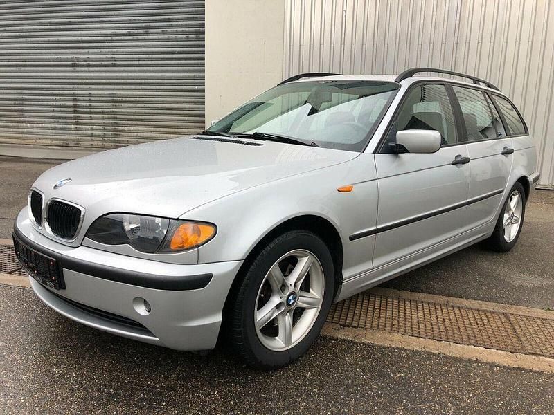 Gebraucht BMW 318 143 PS (105 kW) 2003 Silber Kombi