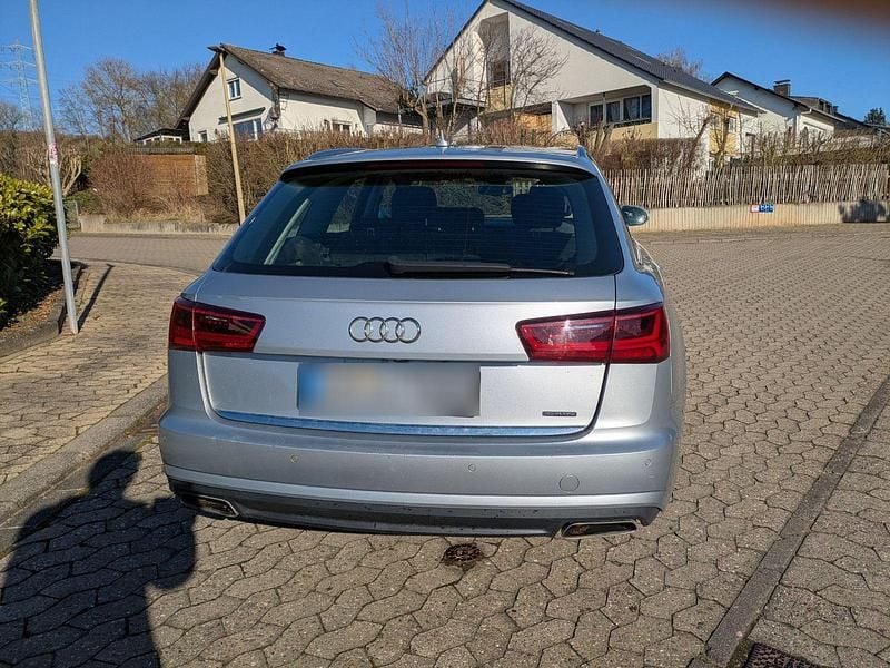 Second-hand Audi A6 218 CP (160 kW) 2017 Argintiu Break