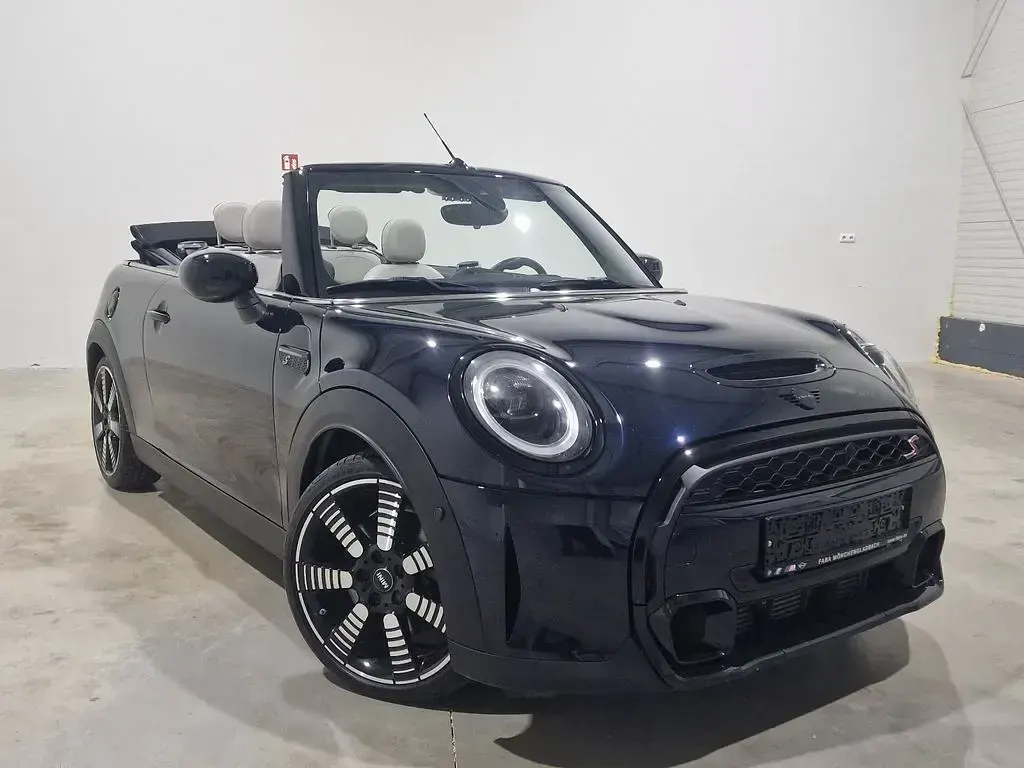 Gebraucht Mini Cooper S Cabriolet 178 PS (130 kW) 2024 Schwarz Cabrio