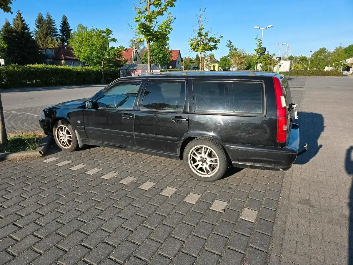 Gebraucht Volvo V70 193 PS (141 kW) 1998 Schwarz Kombi