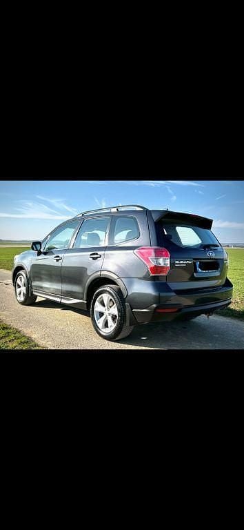 Gebraucht Subaru Forester Active 147 PS (108 kW) 2015 Grau SUV