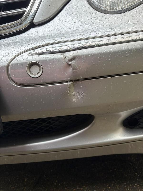 Gebraucht Mercedes C240 170 PS (125 kW) 2002 Silber Limousine