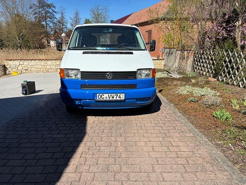Gebraucht VW T4 102 PS (75 kW) 2000 Blau Van