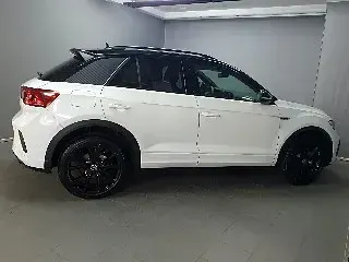 Second-hand VW T-Roc R-line 150 CP (110 kW) 2025 SUV