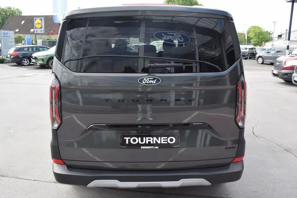 Neu Ford Tourneo Active 170 PS (125 kW) 2026 Magnetic metallic Van / Kleinbus