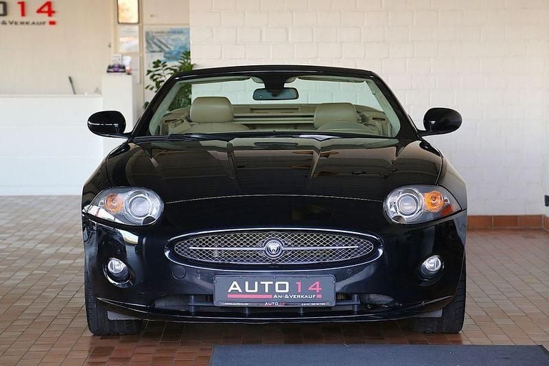 Gebraucht Jaguar XK 258 PS (189 kW) 2008 Midnight black Cabrio