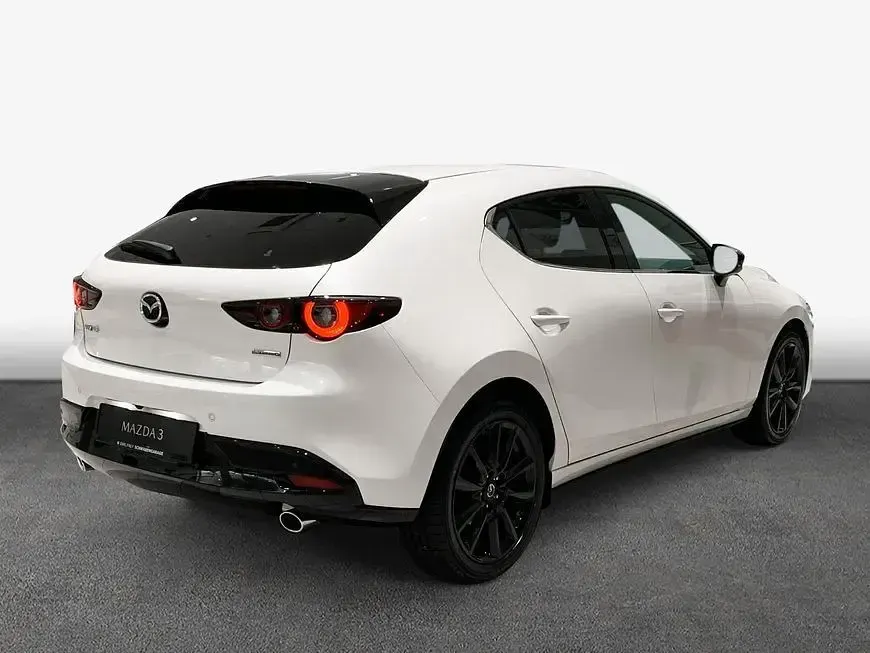 Neu Mazda 3 Homura-Line 140 PS (102 kW) 2025 Snowflake white metallic Limousine