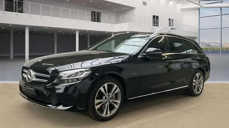 Gebraucht Mercedes E300 320 PS (235 kW) 2021 Schwarz/baltic black Kombi