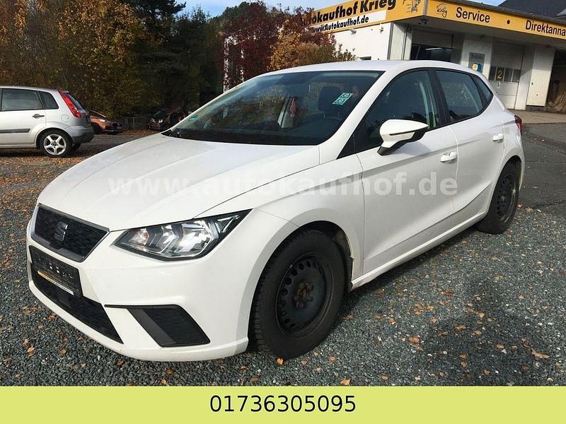 Weiß Gebraucht 2019 Seat Ibiza Style Limousine | 6.900 € (Guter Preis) - Bild 1/4