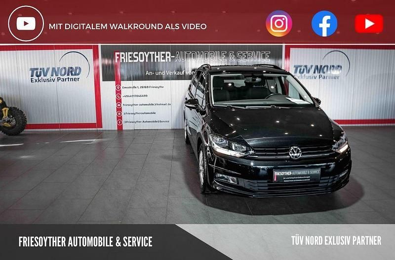 Schwarz Gebraucht 2016 VW Touran Van / Kleinbus | 10.990 € (Fairer Preis) - Bild 1/4