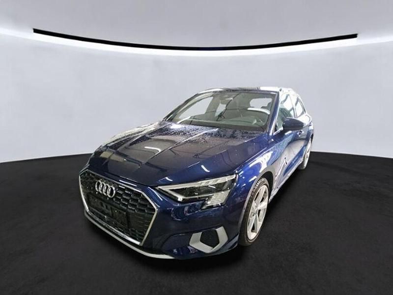 Gebraucht Audi A3 Advanced Plus 150 PS (110 kW) 2021 Navarrablau metallic Limousine