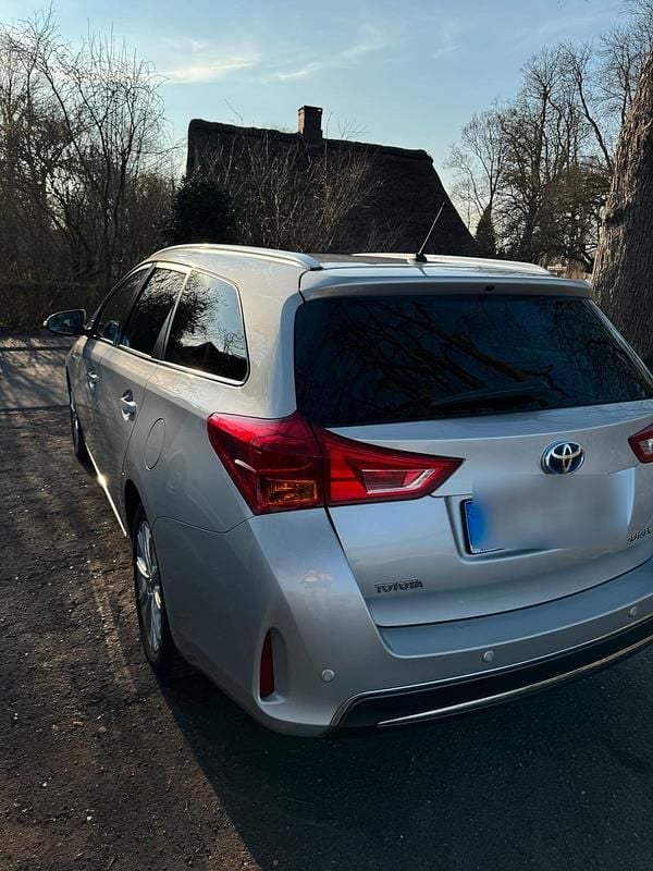 Gebraucht Toyota Auris 2014 Silber Kombi
