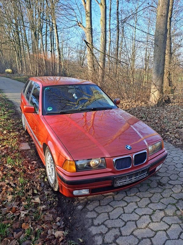 Gebraucht BMW 318 116 PS (85 kW) 1997 Kombi