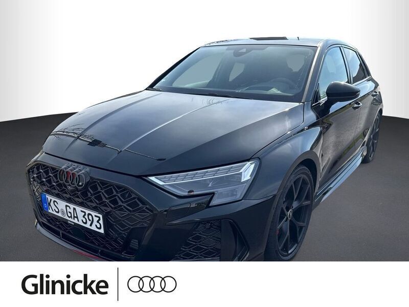 Schwarz Gebraucht 2025 Audi RS3 Sportback Sport Kleinwagen | 72.970 € - Bild 1/4