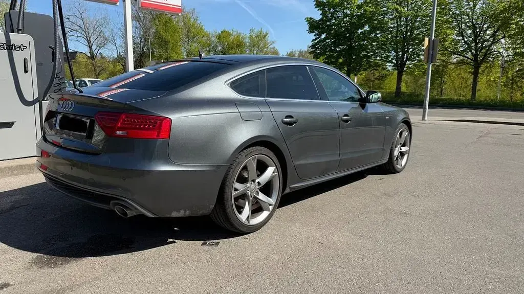 Gebraucht Audi A5 Sportback S-Line 204 PS (150 kW) 2013 Grau Kleinwagen