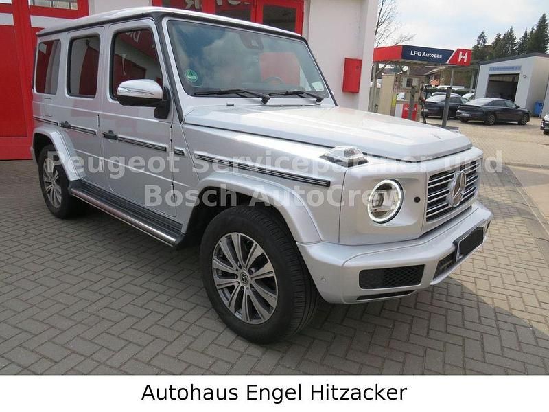 Silber Gebraucht 2023 Mercedes G400 SUV | 131.900 € (Fairer Preis) - Bild 1/4