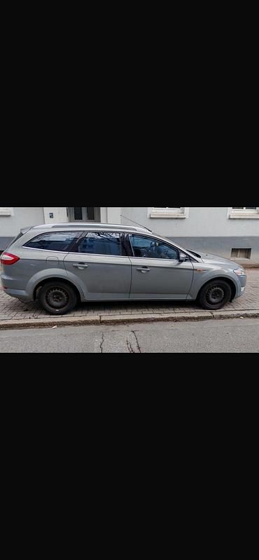 Gebraucht Ford Mondeo 140 PS (102 kW) 2008 Grau Kombi