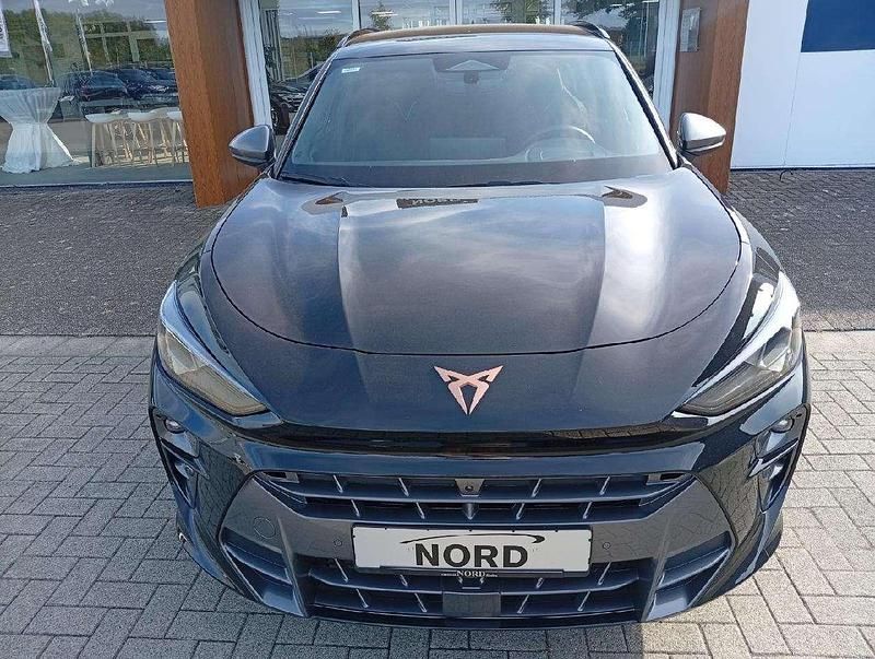 Second-hand Cupra Terramar 150 CP (110 kW) 2025 Negru SUV
