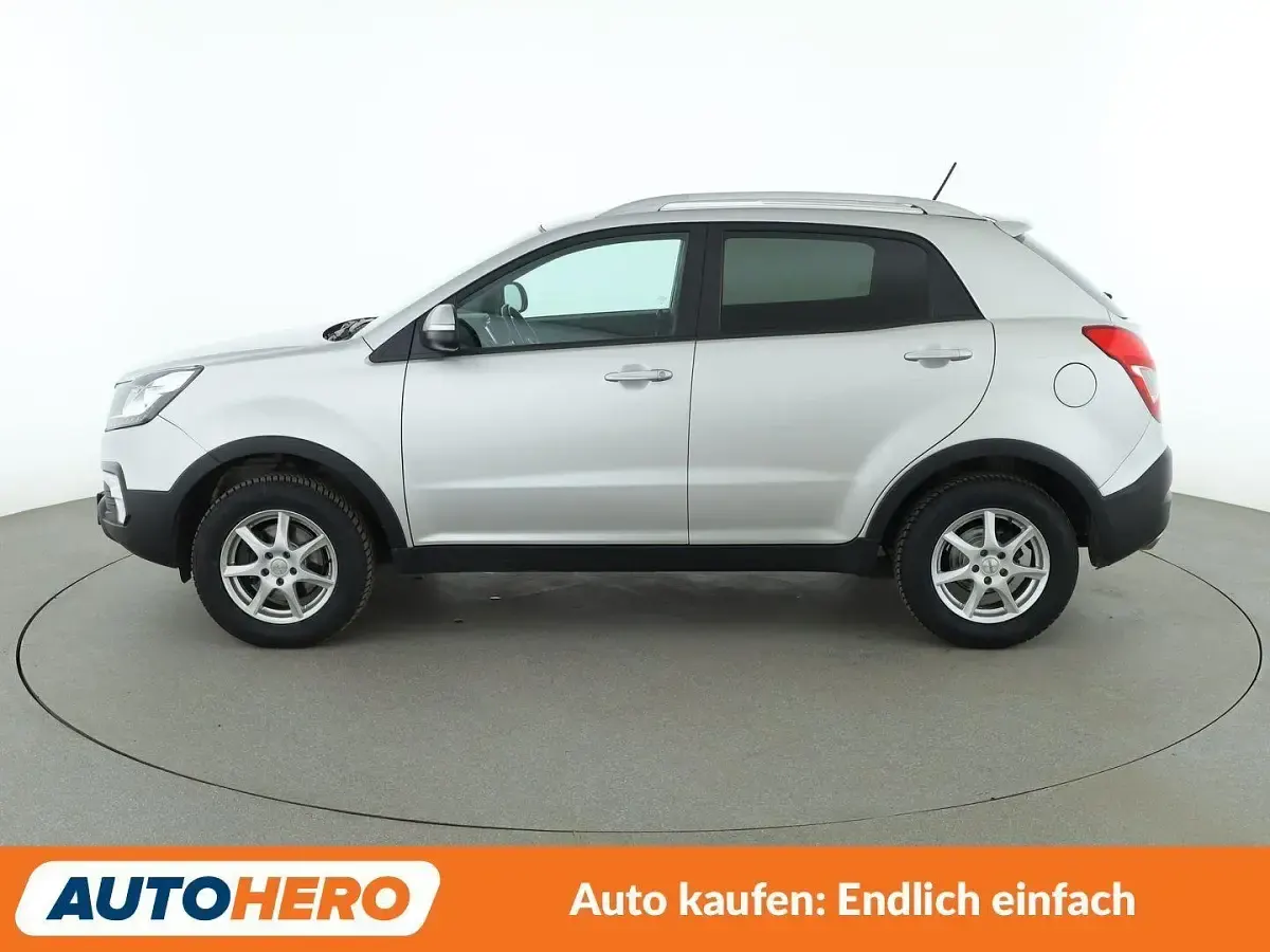 Gebraucht SsangYong Korando Crystal 150 PS (110 kW) 2019 Silber SUV