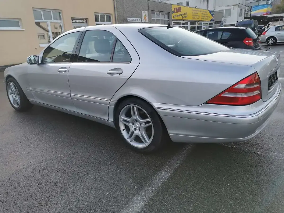 Gebraucht Mercedes S320 224 PS (164 kW) 2001 Brillantsilber  metalliclack Limousine