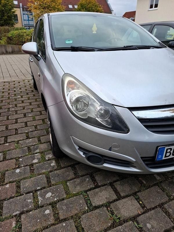 Silber Gebraucht 2010 Opel Corsa Edition Limousine | 2.500 € (Fairer Preis) - Bild 1/4