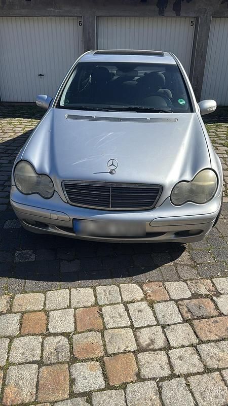 Gebraucht Mercedes C220 2003 Silber Limousine
